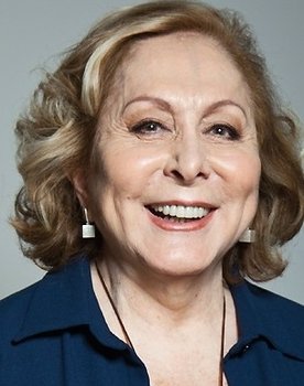 Aracy Balabanian as D. Mariana