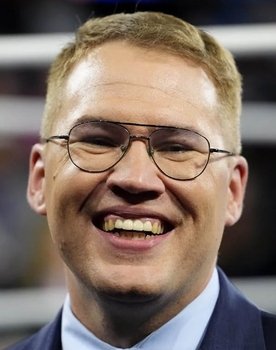 Ian Riccaboni as Ian Riccaboni