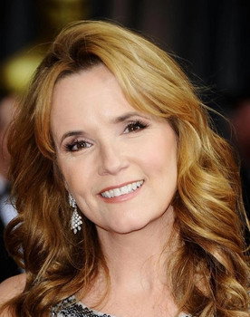 Lea Thompson as Sarah Gibson