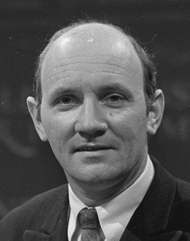 André van den Heuvel as Felix Dolda