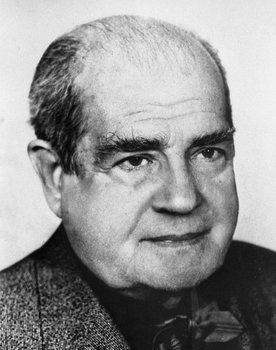 Bir Kavuk Devrildi
