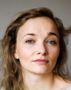 Chloé Petit as Nathalie