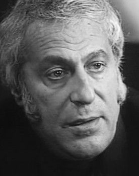 Grigoriy Lyampe as хозяин ресторана