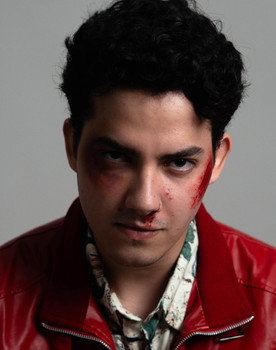 Diego Burgos as Luis