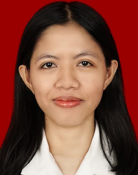 Pinka Oktafia Qumaira as Performer