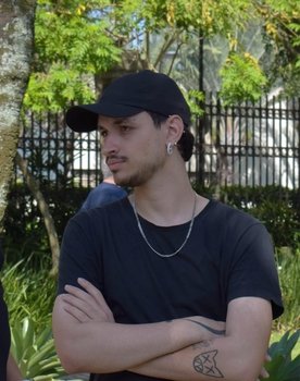 Matheus Perdiz as Radialista