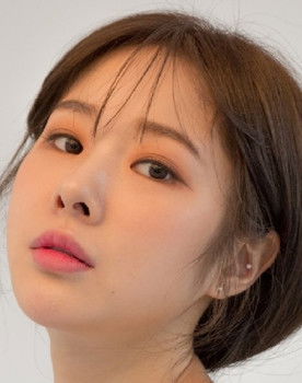 You Chae-eun as Nurse