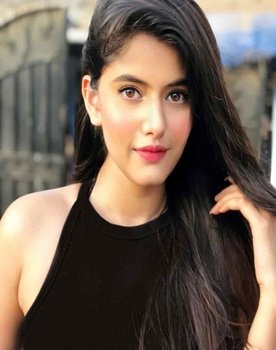 Anahita Bhooshan