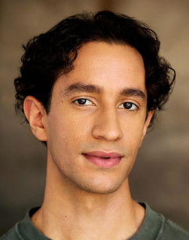 Tiago A. Santos as Teddy