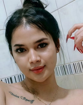 Dinda Syarif as Sophie (Transgender)