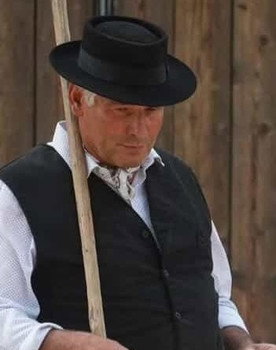 Renaud Vinuesa as Renaud