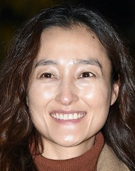 Kim Mo-Ah as Yang Seung-Hee