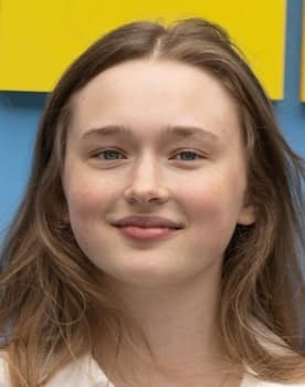 India Fowler as Chloe