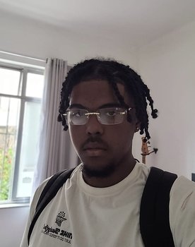 Luiz Claudio Sant'anna as Homem Mais Novo