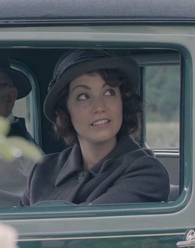 Lauren Lee Innis-Youren as Jane