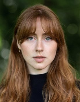 Kelsey Cooke as Sabella