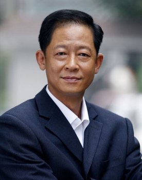 Zhiwen Wang as Jiang