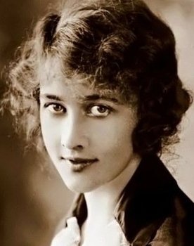 Anna Q. Nilsson as 