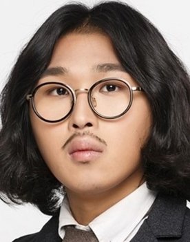 Hwang Dae-ki as Gi Tae-pyung