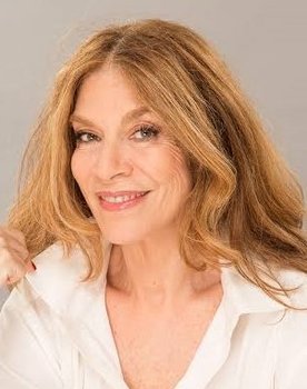 María Casal as Paca Utrera