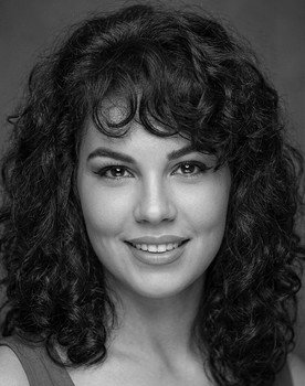 Selma Poyraz as Hz. Ayşe