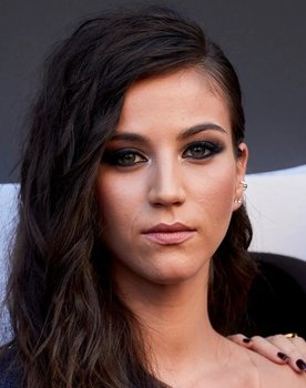 Claudia Salas as Maca