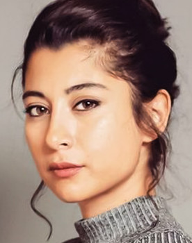 Dilara Ortagüz as Berna