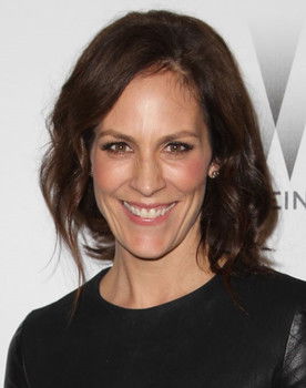 Annabeth Gish