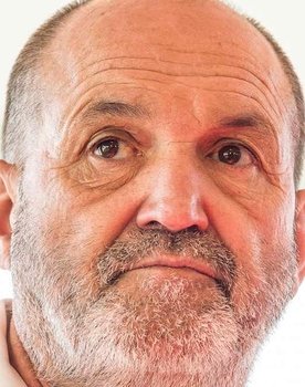 Juanito Oiarzábal as Juanito Oiarzábal