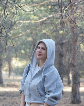 Dicle Özgözgü as Anjel