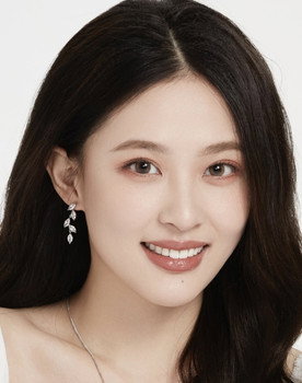 Yang Kexin as Lu Yu