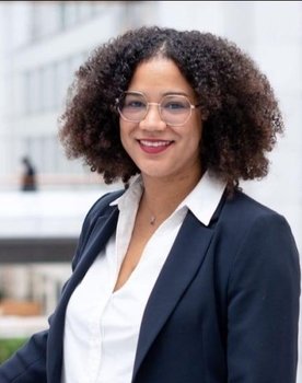 Mélissa Camara as Self : Députée européenne « Les Verts »