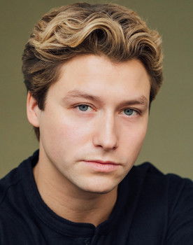 Stephen Kalyn as Mason Horse Raymore