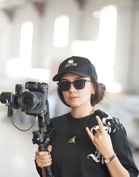 Melisa Arslan as Yönetici