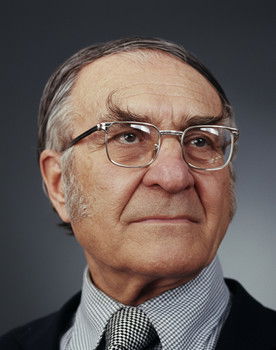 Kasım Gülek as Self