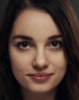 Chloë Culligan Crump as Emily Gale