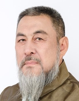 Lu Shuming as Emperor Qin