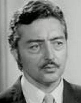 Aydın Tezel as Ali Rıza