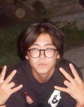 Sultanakhmet Temirbekov as Daniyar 5