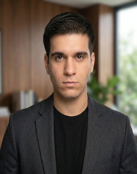 Ebubekir Karabulut as 