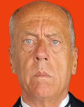 Roberto Quattrucci as L'uomo nella arena