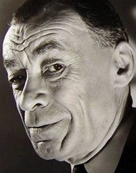 Vladimir Sokoloff as Smith