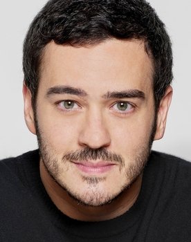 Marcos Veras as Afonso