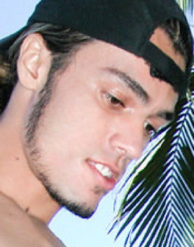 Kenzo Khan