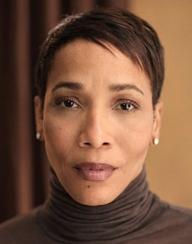 Monica McCollin as Beth