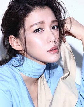 Jenna Wang as Chen Jin