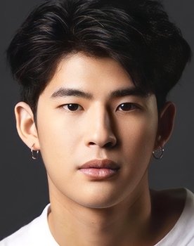 Pakin Kunaanuwit as Chadjen