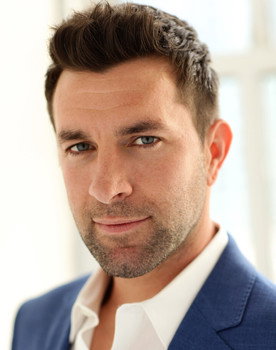 Nicholas E. Calhoun as Dean