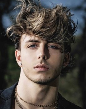 Mattia Zenzola as Self