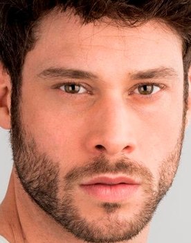 José Lamuño as Raimundo "Rai" Soler
